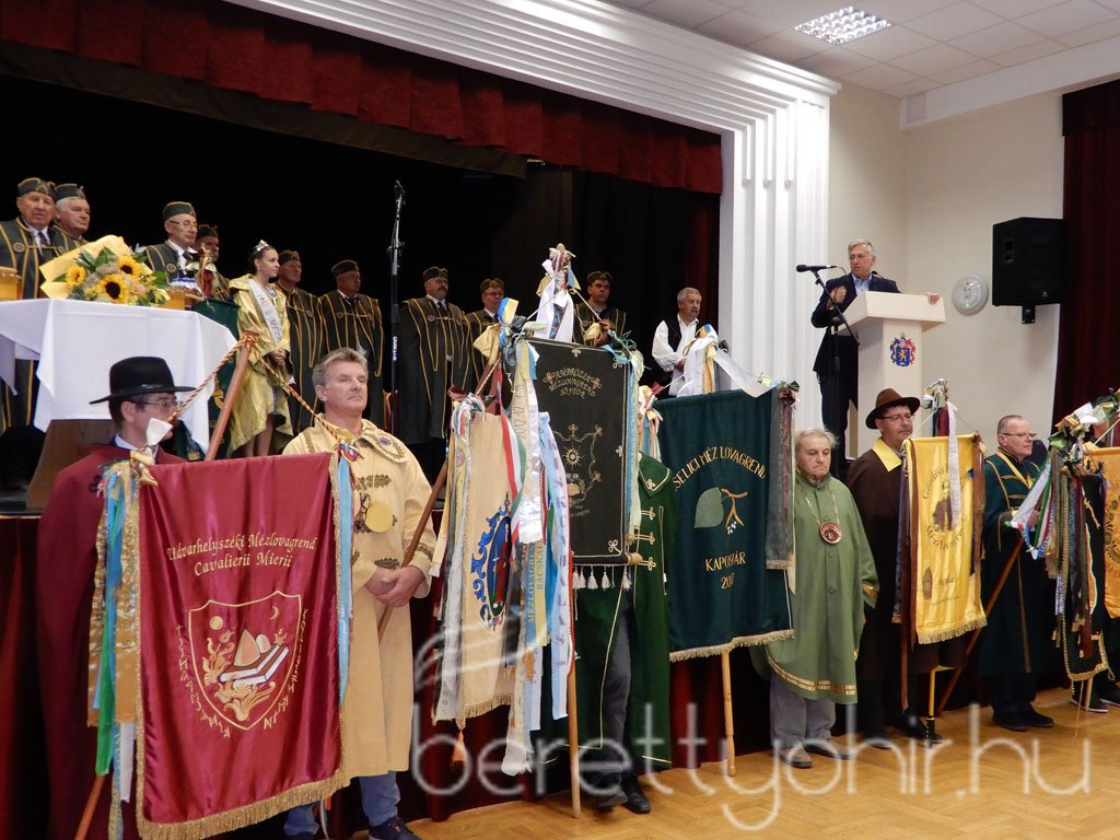 IX. Bihari Mézesnap 12